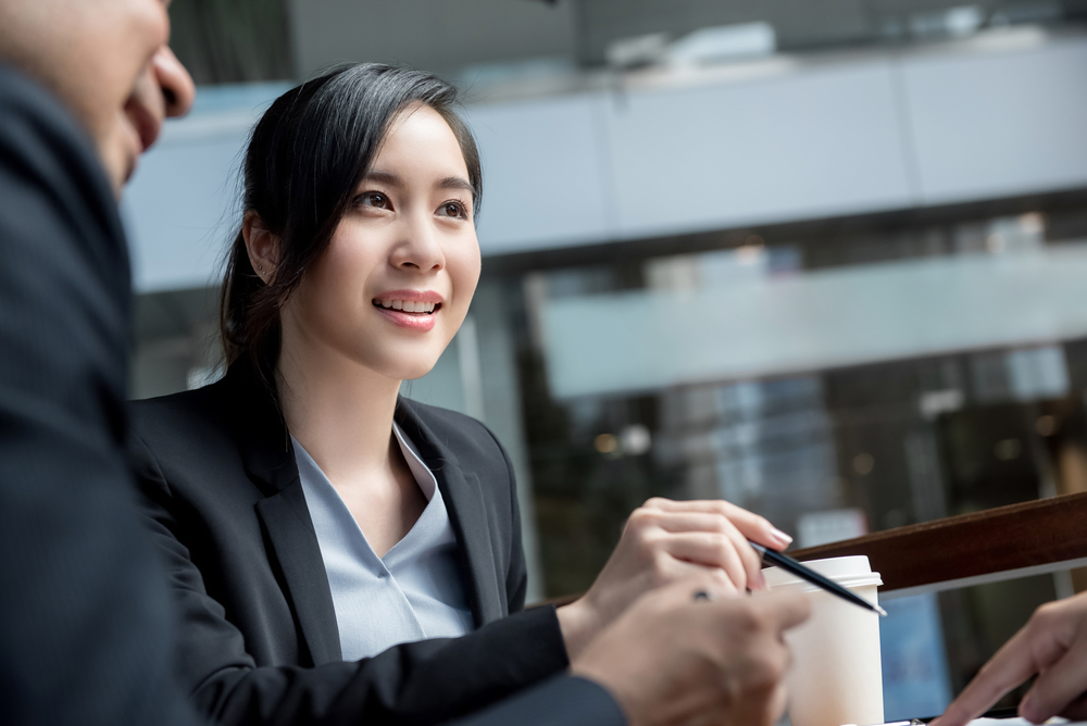 Luôn bình tĩnh xử lý tình huống thể hiện tác phong làm việc chuyên nghiệp